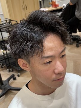 レイズ 名古屋(RAYS) 爽やかツイストスパイラルパーマアップバング   h