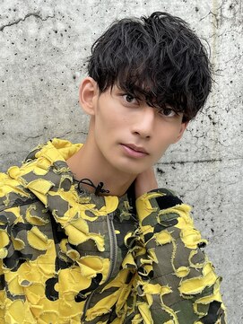 アーリー(Ali'i) 波巻きスパイラルパーマツーブロックマッシュ束感ショート