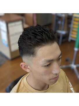 ニューつどい(HAIR SALON) 【三ツ境駅からバスで5分】オールバックパーマスタイル♪