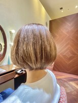 エルサフィロ ヨドヤバシ(el zafiro yodoyabashi)&nbsp;【el zafiro yodoyabashi】丸みを感じるミニグラボブスタイル