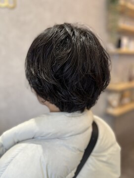 アロウ(ARAW) 抜け感のあるナチュラルパーマ