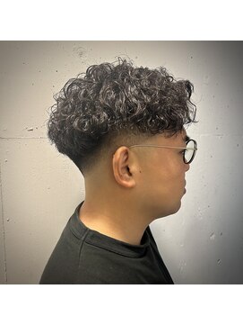 ブレイブボーイズ(BRAVE Boyz) フェードパーマ