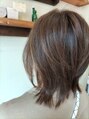 アミュード 西新井(Amu:rd) 派手すぎない大人ウルフ。控えめレイヤーで、こなれ感と小顔を。