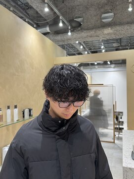 ジーナ サンシャイン通り池袋(Zina) 波巻きスパイラルパーマ