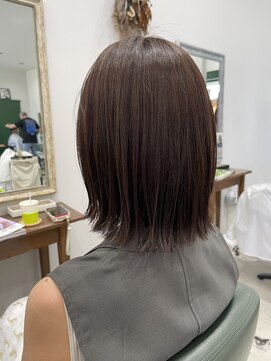 フー バイ セリナ(Fuu.by serina) 首元スッキリ◎ 切りっぱなしロブ