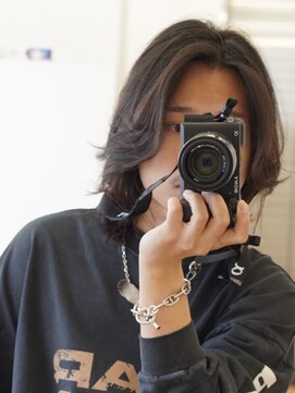 ビカム 名駅(become) 【メンズミディアム】毛流れスパイラルロングセンターパート