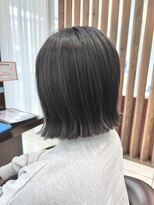 クオリス 上福岡店(QUALIS)&nbsp;冬カラー◎大人可愛い切りっぱなし外ハネボブ×艶グレージュ