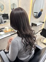 ルノン フィージュ(LUNON fieju)&nbsp;黒髪クラグヘアーオリープグレー小顔ココアページ