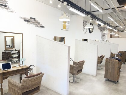 ニュートラル 前原店(Neutral by FLEAR)の写真