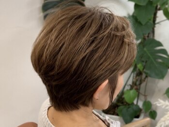Hair Space aliviarの写真/重たい印象を与えがちな色味でも自然なスタイルを実現◎年齢を重ねて出てきた髪の悩みに寄り添う施術が人気