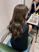 スーリール 福岡別府店(Sourire) ロング ミディアム シフォンベージュ 赤み消しカラー 20代