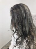 クール系　バレイヤージュ