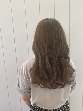 アドラーブル はなみずき店(adorable) 10代20代大人かわいいくすみカラー★透明感ミルクティベージュ