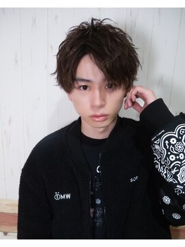 ティアラ 桜木町(TIARA) マッシュショート　センターパート