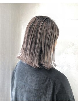 イト(ito.) 外国人風バレイヤージュボブ_くびれヘア_メルティカラー