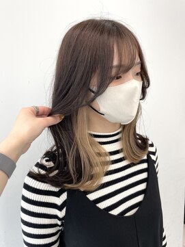 アライブ キチジョウジ(ALIVE Kichijoji) ワンポイントでお洒落なイヤリングカラー！