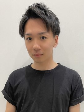 トルネード(TORNADO) アップバング ツーブロック バーバーフェードカットM1026