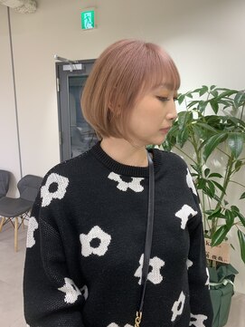 ユニ 江坂(Uni.) ショートボブ×ピンクベージュ