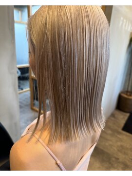 フレーム なんば店(FRAME) ▲ホワイトベージュ