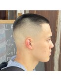 スタイリスト【上岡】ハイスキンフェードバズカット