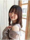 顔まわりレイヤー人気ミディアムヘア