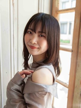 リュープリエ 笹塚(Lieu plie) 顔まわりレイヤー人気ミディアムヘア