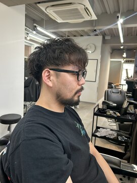 ヴィ 大宮(Vii) 神田脩弥/ソフトツイストスパイラルパーマ/刈り上げマッシュ