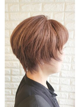 松本平太郎美容室 国立店 ショートグラデーション×イノアカラー×ハイライト