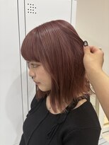 ユーナゴヤ(u nagoya) 赤味ピンクベージュ