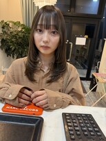 ウル(uLu.)&nbsp;韓国ヘア/レイヤースタイル/レイヤーカット/グレージュ/20代人気