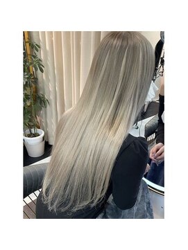 ルフレ 新宿歌舞伎町店(Reflet) エクステ/プルエクステ/髪質改善