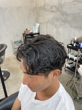 メルバイレガロ 水戸(mer by REGALO) メンズラルフカールパーマ