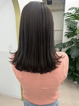 ロウ 町田(ROW) 働く大人女性の為のカット×カラー【ROW町田】