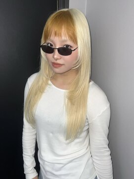 ギミックパシャ(GIMMICK pasha) ブロンド×前髪デザインカラー