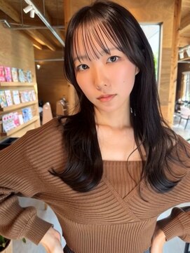 ウエストリー(WESTORY) #韓国ヘア#ヨシンモリ#レイヤーカット#顔周りレイヤー#暗髪