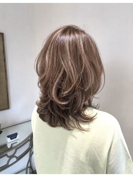 ユウヘアー 本山店(U Hair) ミディアムレイヤー/ハイライトカラー/デザインカラー/レイヤー