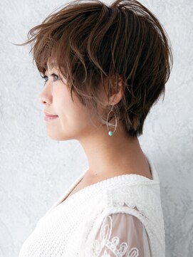 パティオン(PATIONN) トップも後ろもふんわりボリューム感パーマミセスショート