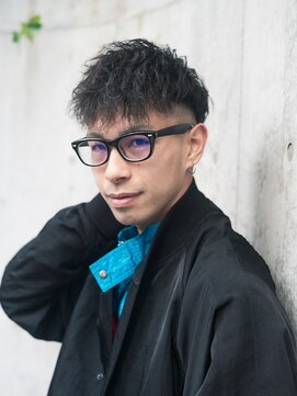 ヒロギンザ 六本木店(HIRO GINZA) スキンフェードショートツイストスパイラルパーマ