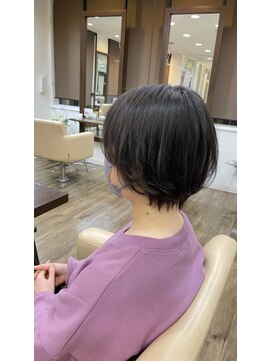 ジッピー ヘアーコレクション 20代30代40代小顔ショート ショートボブ 前下がり
