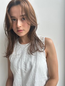 パノラ 立川(PANOLA) くびれミディアムスタイル センターパート