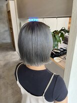 サロンド ココ(Salon de COCO)&nbsp;グレーカラー