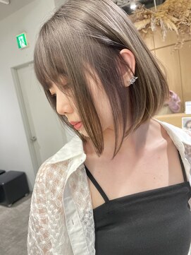 アヴァンス 京橋店(AVANCE) 1回のブリーチカラーのグレージュカラー