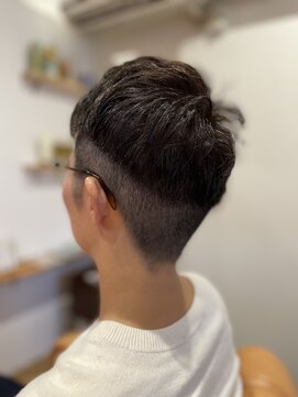 スノウ(snow) 刈り上げショート