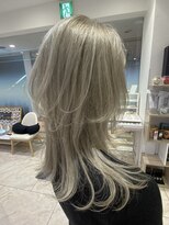 ブラウン(Brown)&nbsp;色気あるレイヤーカット★ホワイトブランド