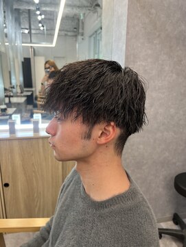 メンズサロン キング 梅田店(Men’s salon K!ng) ホワイトメッシュ/ツイスト/ツイスパ/パーマ/メンズ/眉毛