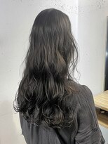 クラン 岡本(Chlan)&nbsp;透明感◎オリーブグレージュのゆるウェーブロング