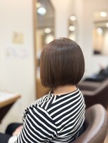 ヘアー グリーン(hair green)&nbsp;30代40代50代アシンメトリーショートスタイル