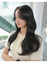 クム(kumu)&nbsp;◎大人可愛いグレージュレイヤー×くびれ巻き韓国