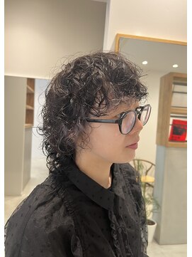 シアン 矢場町店(CYAN.) アシメなブリーチデザインがお洒落なパーマスタイル♪