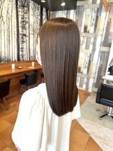 ソウソウヘアースタジオ(so/so hair studio)&nbsp;縮毛矯正で湿気とさよなら！